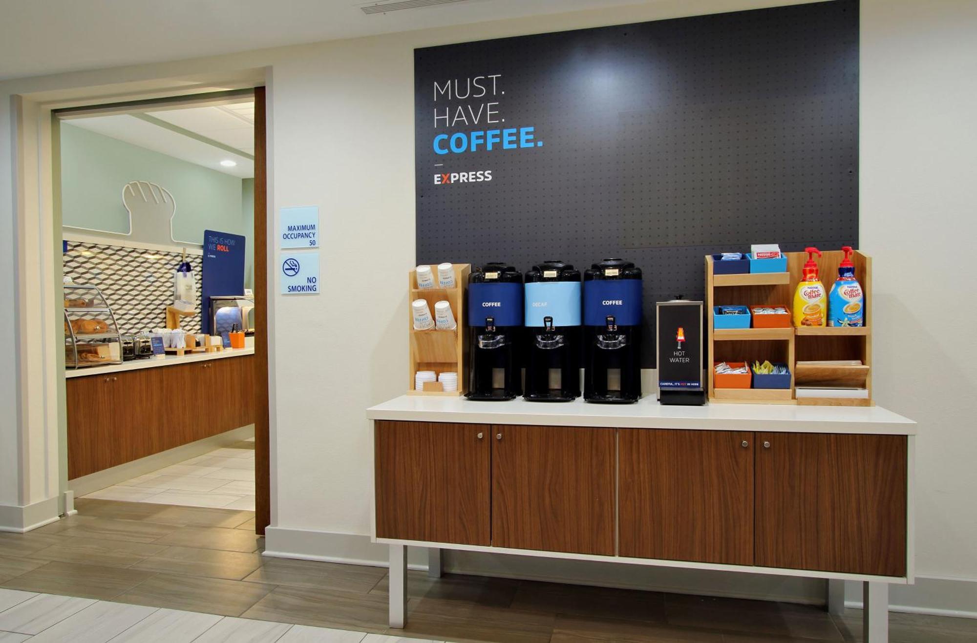 Holiday Inn Express & Suites Oakland - Airport By Ihg Exteriér fotografie