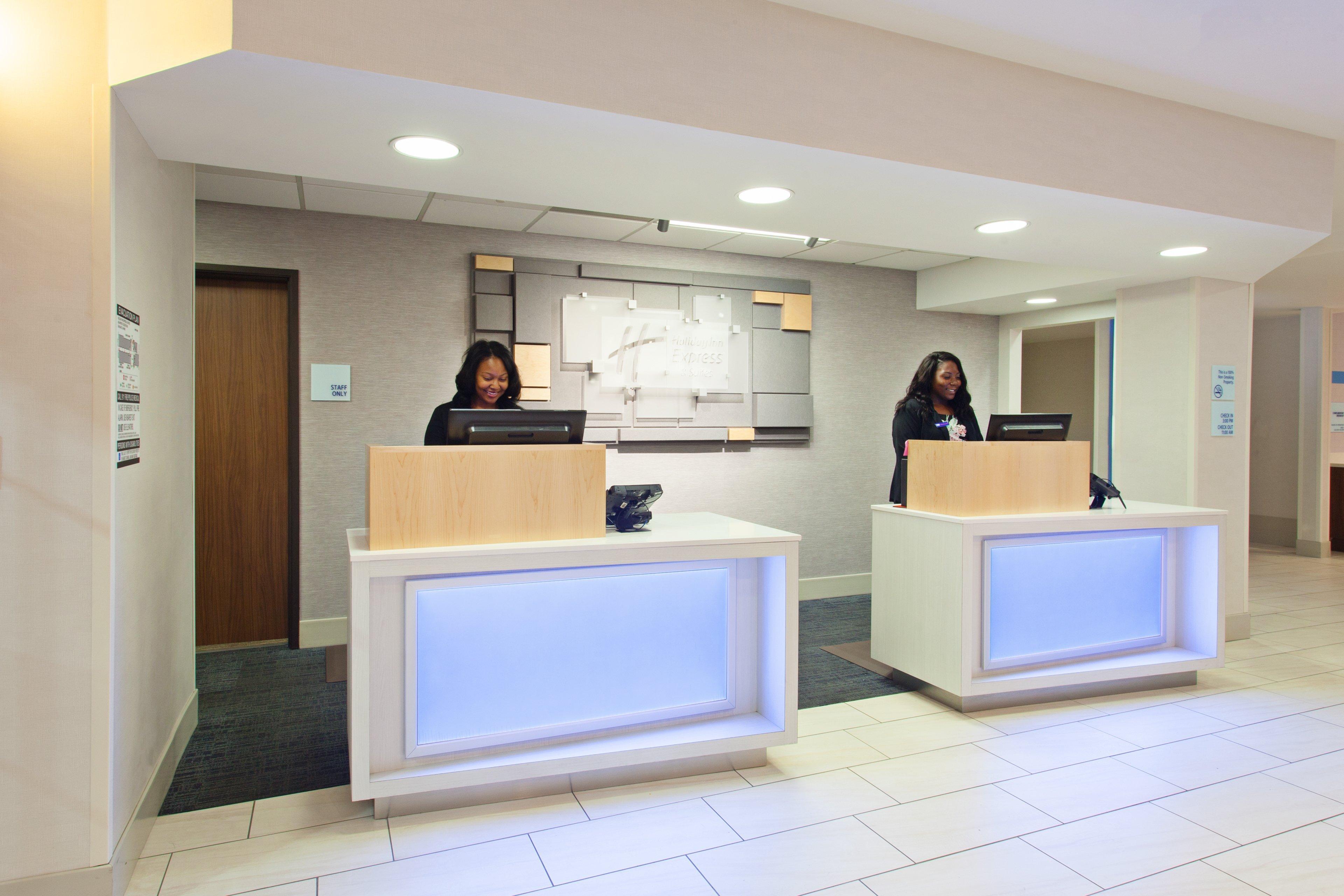 Holiday Inn Express & Suites Oakland - Airport By Ihg Exteriér fotografie