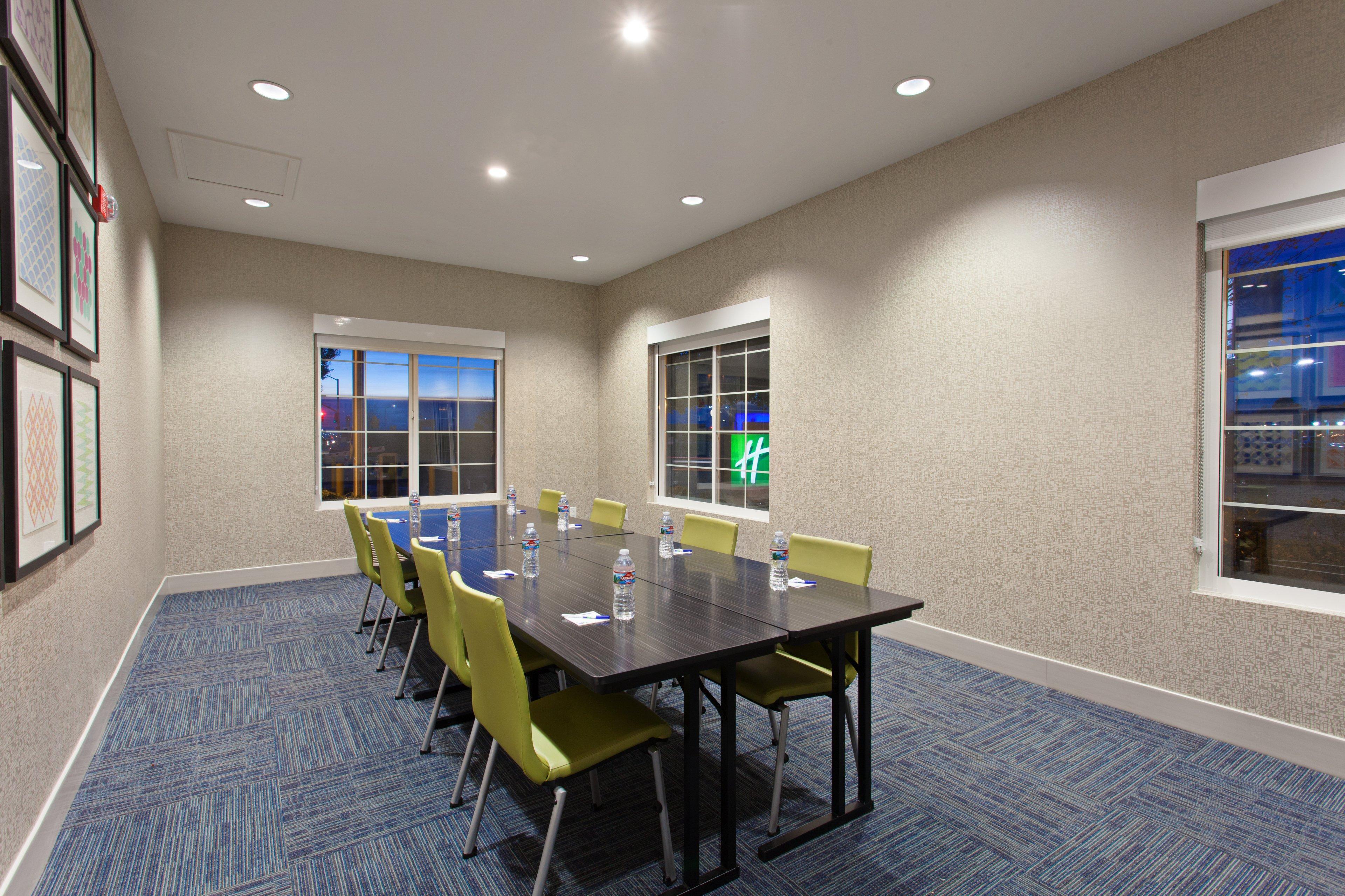 Holiday Inn Express & Suites Oakland - Airport By Ihg Exteriér fotografie