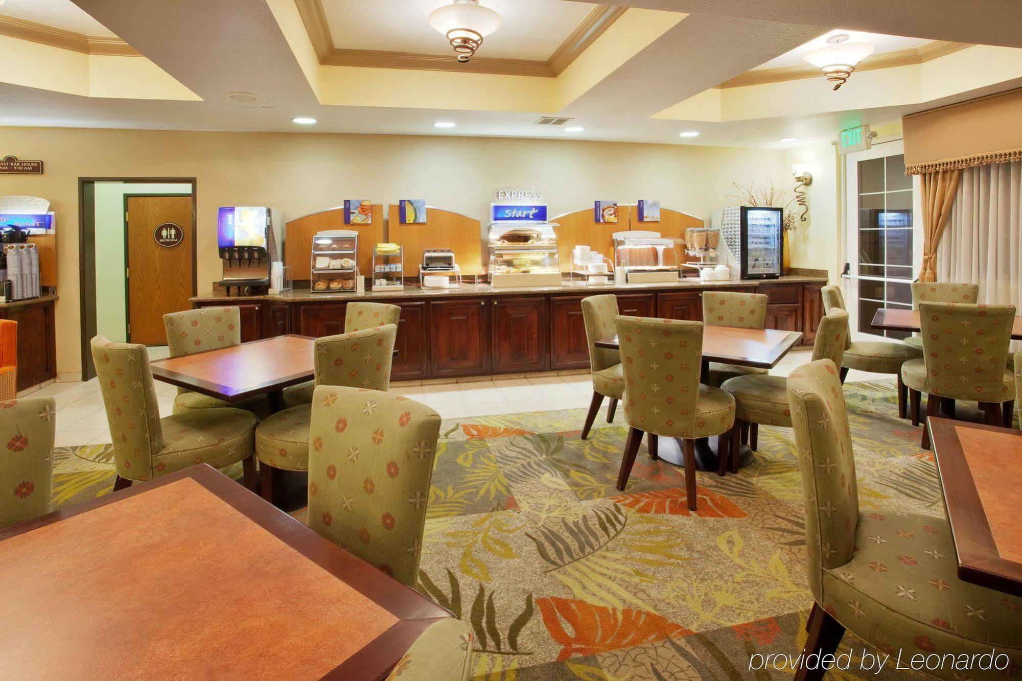 Holiday Inn Express & Suites Oakland - Airport By Ihg Exteriér fotografie