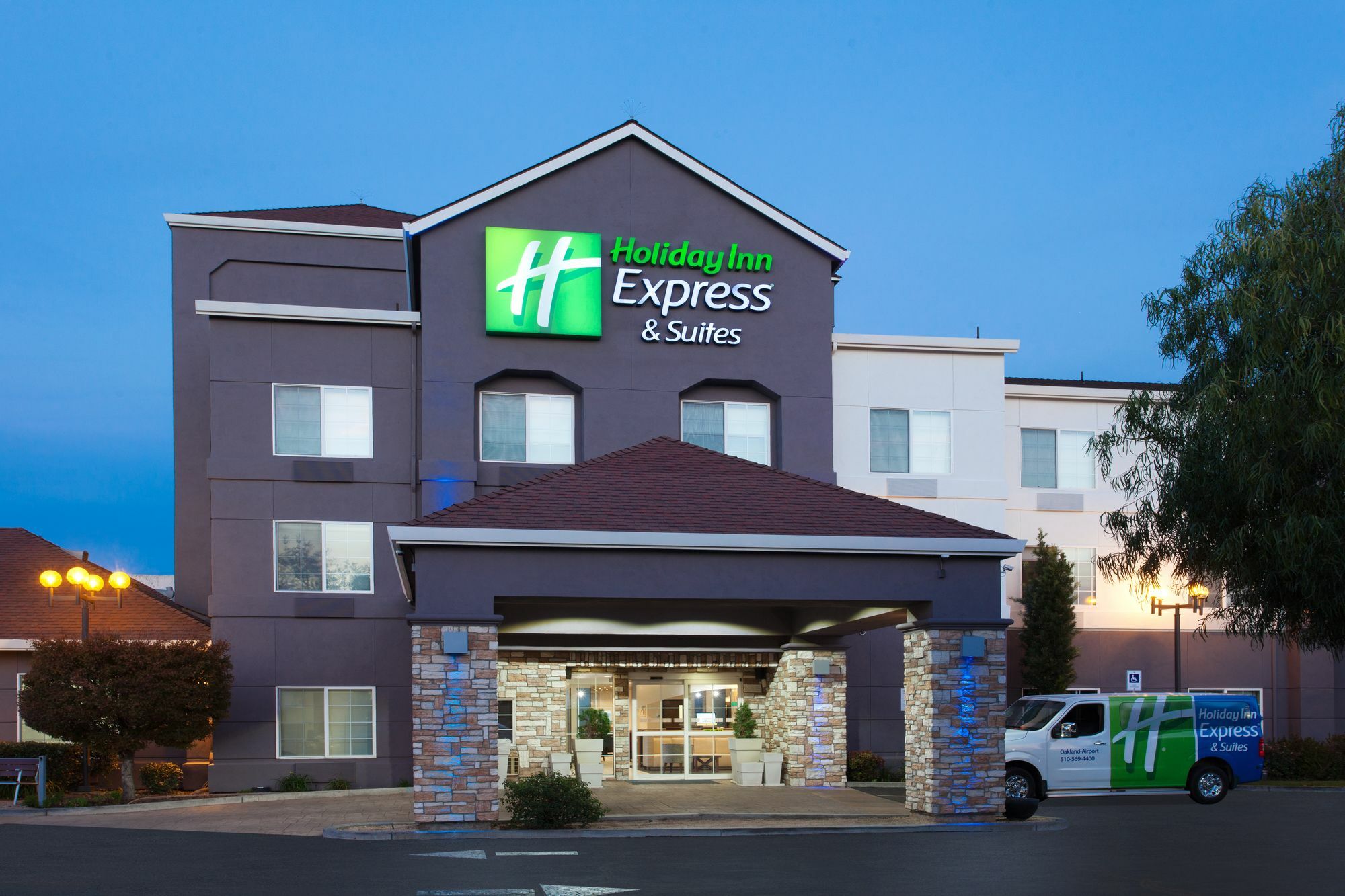 Holiday Inn Express & Suites Oakland - Airport By Ihg Exteriér fotografie